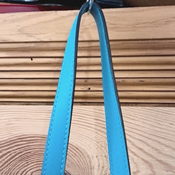 Artisan Blue Crossbody Bag with Sunflower Design - Picture 9 of 13